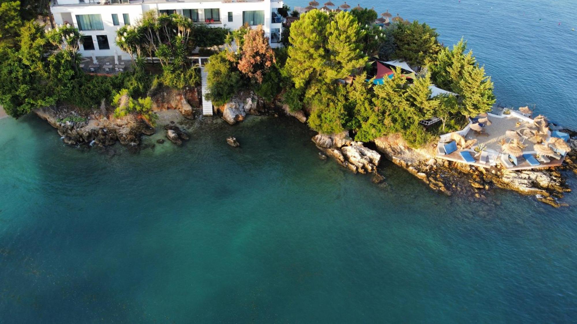 Manta Hotel Ksamil Exterior photo